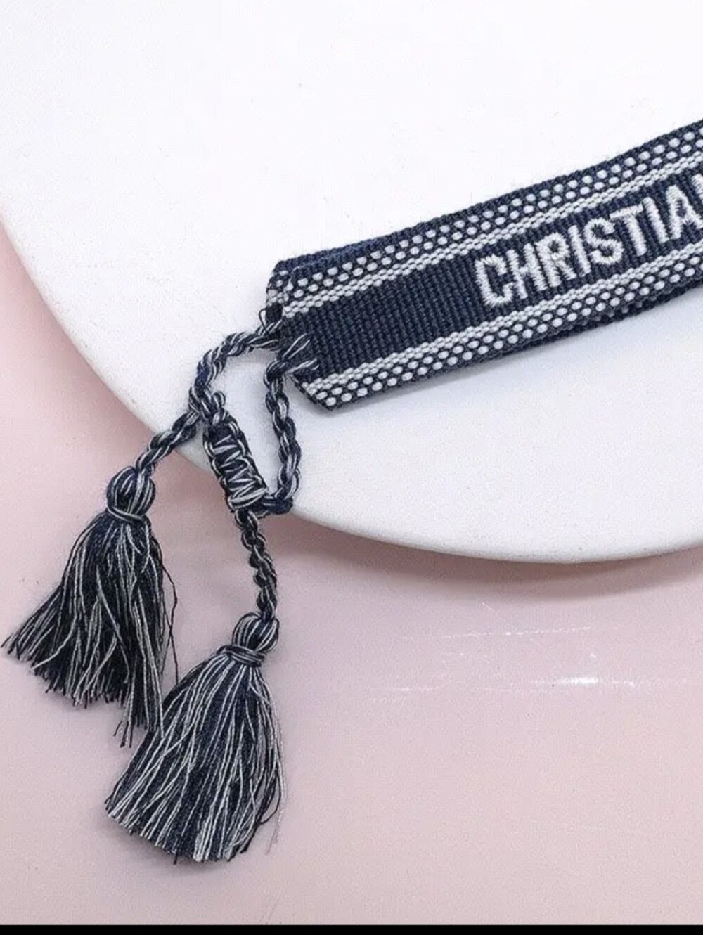 Cloth bracelet